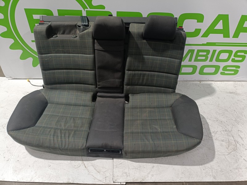 Recambio de asientos traseros para audi a6 berlina (4b2) 2.5 tdi quattro referencia OEM IAM 4B0885375AA  
