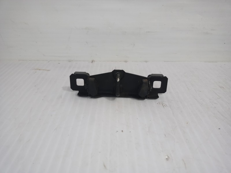 Recambio de anclaje cerradura para ford focus berlina (cap) trend referencia OEM IAM 3M51R404B12  