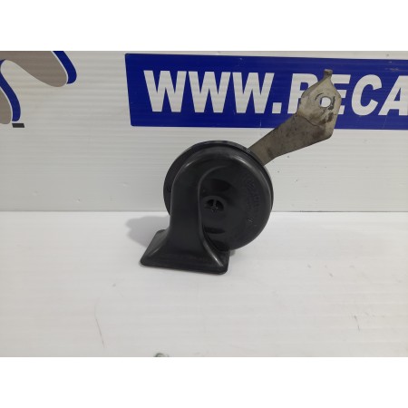 Recambio de claxon para mazda 3 berlina (bk) 1.6 cd diesel cat referencia OEM IAM E20092018  
