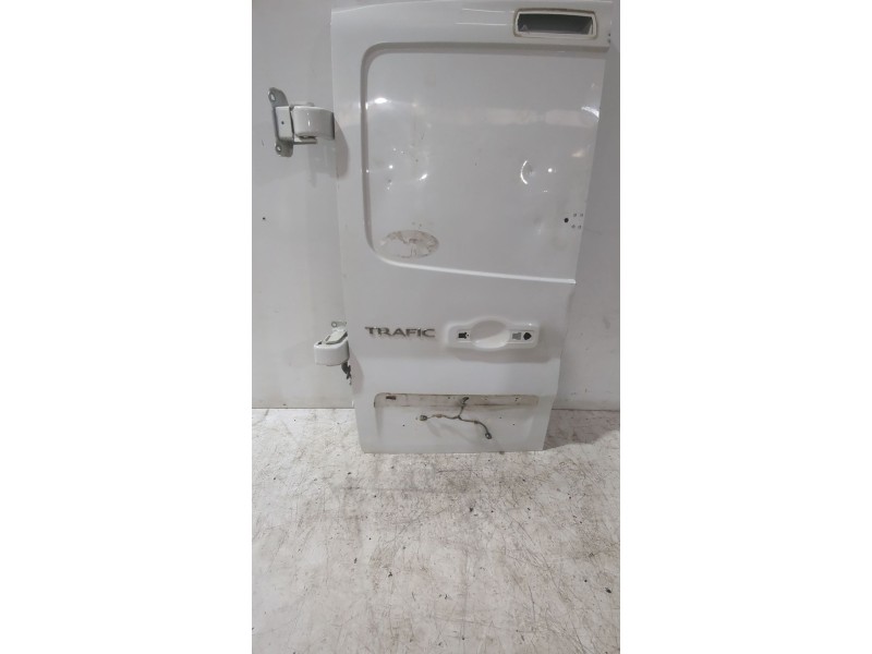 Recambio de porton trasero izquierdo para renault trafic furgón l1h1 2,7t referencia OEM IAM 901017661R  