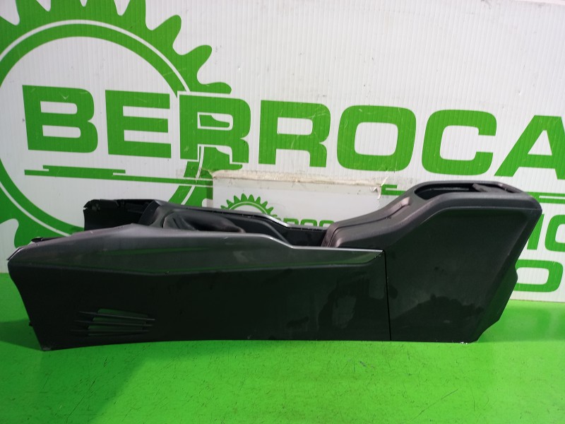 Recambio de consola central para peugeot 2008 (--.2013) allure referencia OEM IAM 9677863780  