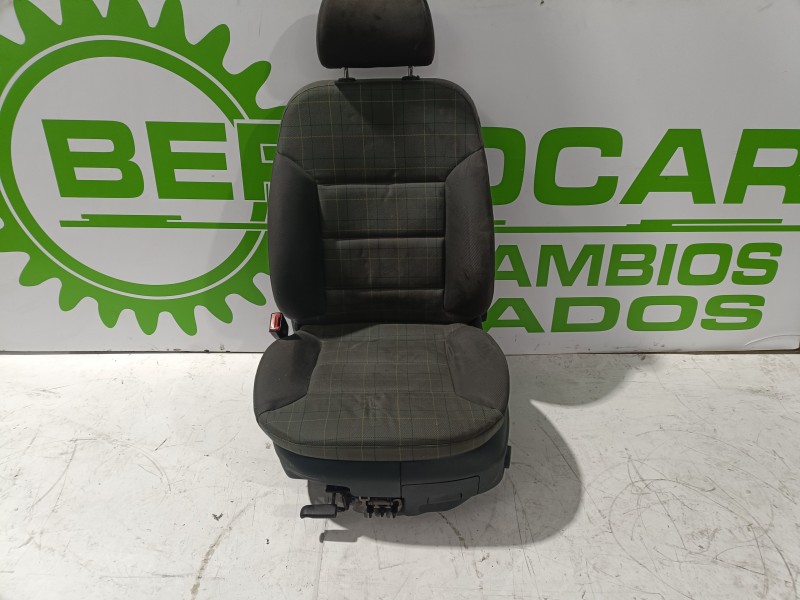 Recambio de asiento delantero izquierdo para audi a6 berlina (4b2) 2.5 tdi quattro referencia OEM IAM 4B0881107E  