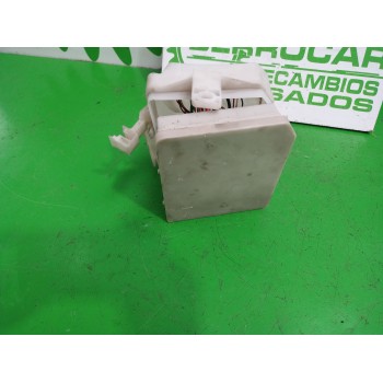 Recambio de caja reles / fusibles para nissan micra (k12e) 1.2 cat referencia OEM IAM 284B7AX61A  