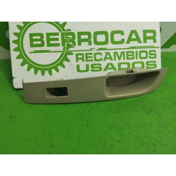 MANDO ELEVALUNAS DELANTERO DERECHO 80960AX100 