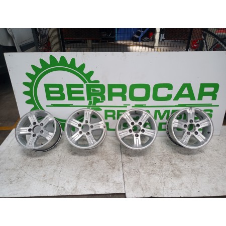 Recambio de juego llantas para kia sorento 2.5 crdi cat referencia OEM IAM 529103E580  