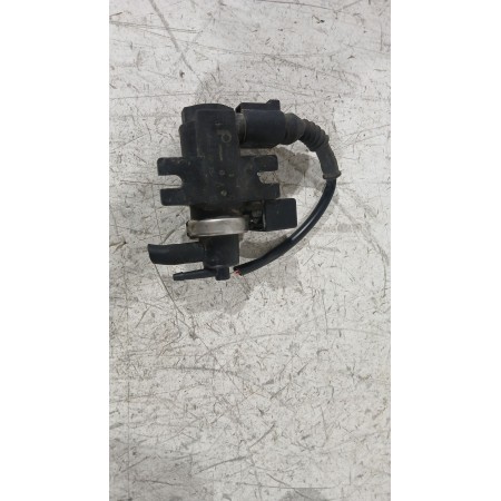 Recambio de valvula para audi a4 b6 (8e2) 1.9 tdi referencia OEM IAM PA66GF35  