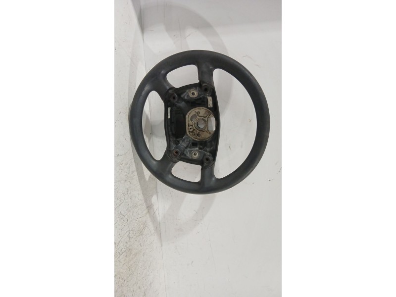 Recambio de volante para audi a4 b6 (8e2) 1.9 tdi referencia OEM IAM 61333120A  