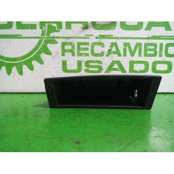 Recambio de cenicero para peugeot 407 2.0 16v cat referencia OEM IAM 9644562177  