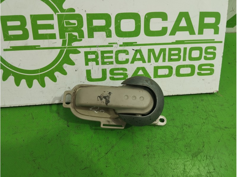 Recambio de maneta interior delantera derecha para nissan micra (k12e) 1.2 cat referencia OEM IAM 5010800006  