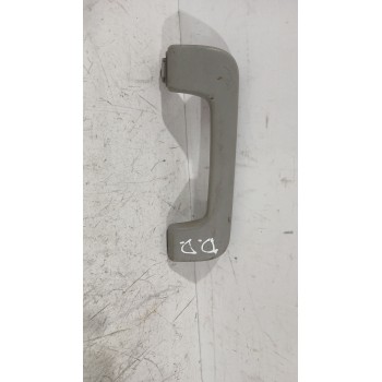 ASIDERO TECHO DELANTERO DERECHO 8E0857607 