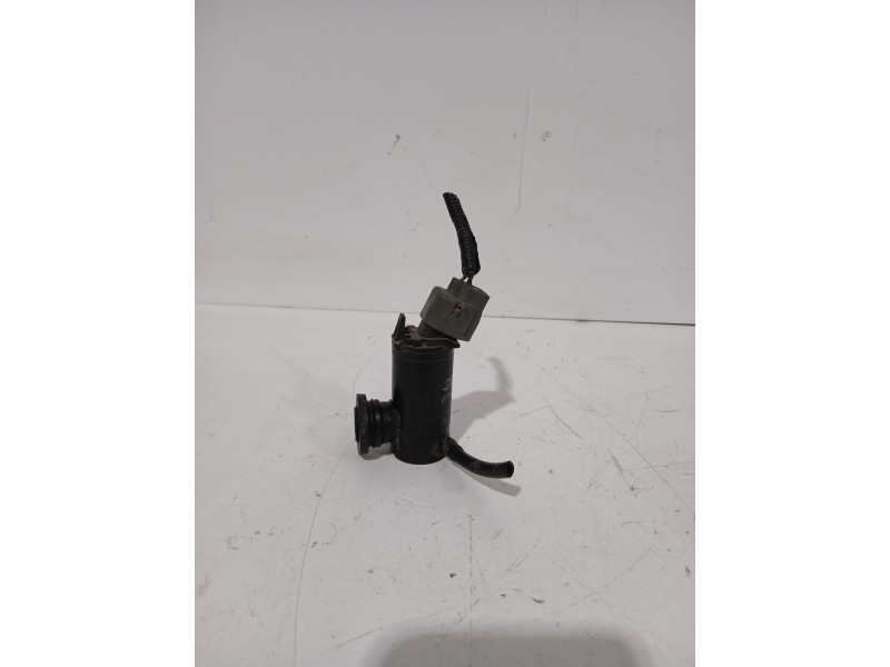 Recambio de bomba limpia para kia rio i sedán (dc_) 1.3 referencia OEM IAM 985103K010  