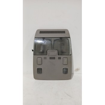 LUZ INTERIOR 8E0947135A 