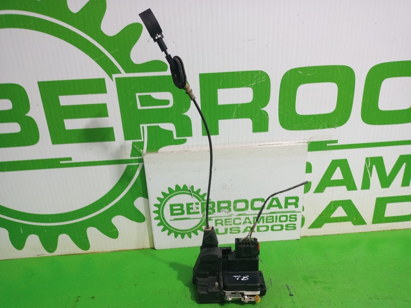 Recambio de cerradura puerta trasera derecha para ford fiesta (cbk) fun referencia OEM IAM 1372483  