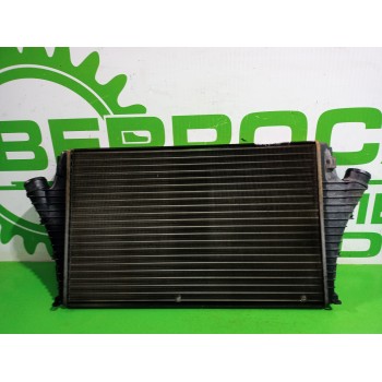 Recambio de intercooler para opel vectra c berlina gts referencia OEM IAM 244118366  