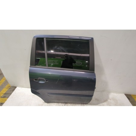 Recambio de puerta trasera derecha para opel zafira / zafira family b (a05) 1.9 cdti (m75) referencia OEM IAM 13203016  