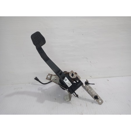 Recambio de pedal embrague para ford focus berlina (cap) trend referencia OEM IAM 4M517B633AN  