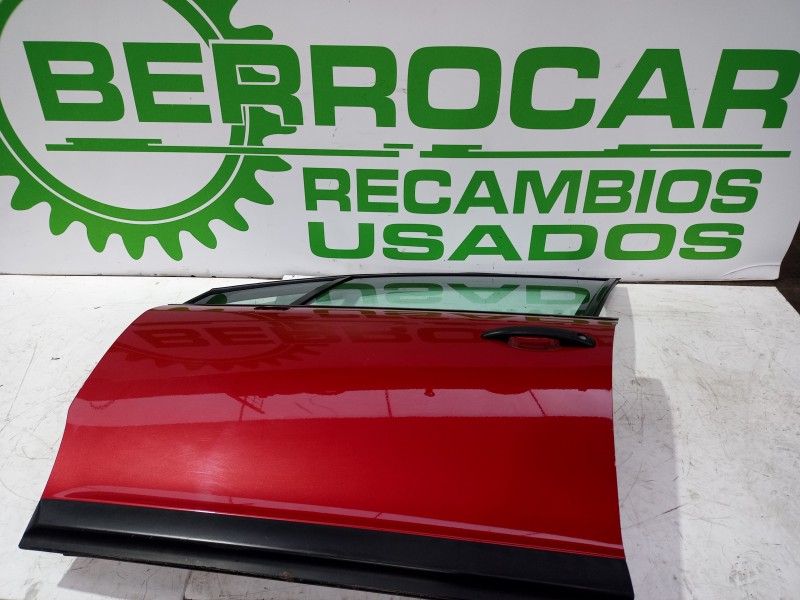 Recambio de puerta delantera izquierda para citroën c4 berlina 1.6 16v hdi referencia OEM IAM 9002W0  