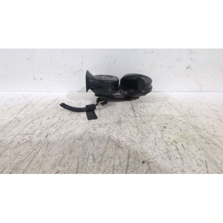 Recambio de claxon para opel zafira / zafira family b (a05) 1.9 cdti (m75) referencia OEM IAM 93167853  
