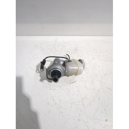 Recambio de bomba freno para kia rio i sedán (dc_) 1.3 referencia OEM IAM 0K30A43440  