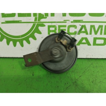 Recambio de claxon para nissan micra (k12e) 1.2 cat referencia OEM IAM E10020011  