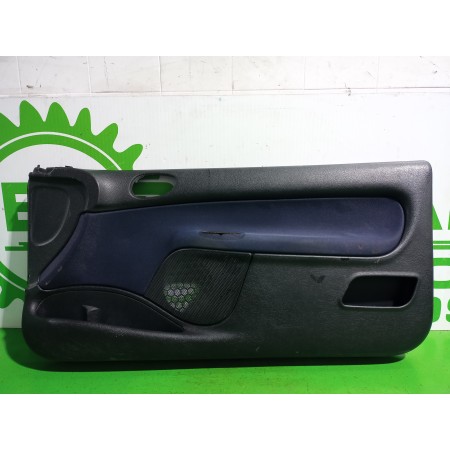Recambio de guarnecido puerta delantera derecha para peugeot 206 berlina e-music referencia OEM IAM 9629334877  