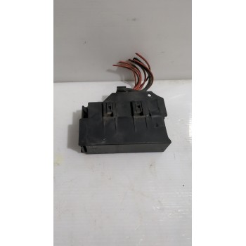 Recambio de caja reles / fusibles para opel meriva a monospace (x03) 1.4 16v twinport (e75) referencia OEM IAM 90589541  