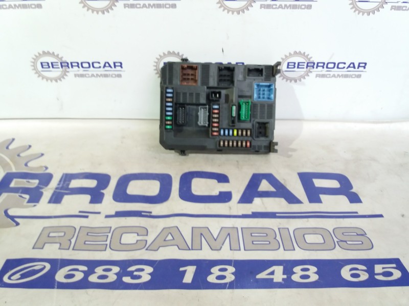 Recambio de caja reles / fusibles para peugeot 208 1.6 blue-hdi fap referencia OEM IAM 9807531680  