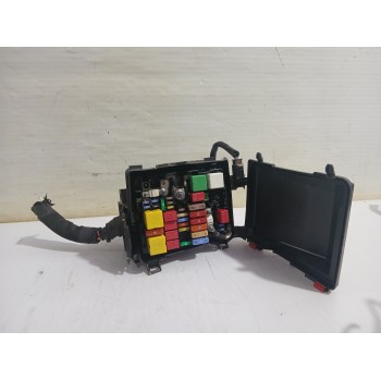 CAJA RELES / FUSIBLES 92926 