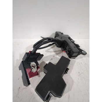 Recambio de caja reles / fusibles para toyota rav 4 v (_a5_, _h5_) 2.0 (mxaa52) referencia OEM IAM 8273042A10  