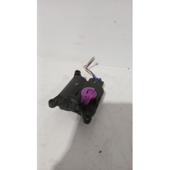 Recambio de motor apertura trampilla para audi a4 b6 (8e2) 1.9 tdi referencia OEM IAM 0132801300  