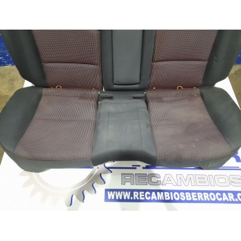 Recambio de asientos traseros para mazda 3 berlina (bk) 1.6 cd diesel cat referencia OEM IAM BBM28820X  