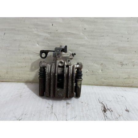 Recambio de pinza de freno trasera derecha para seat leon (1m1) stella referencia OEM IAM 1J0615424F  