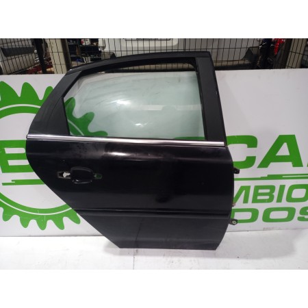 Recambio de puerta trasera derecha para opel vectra c berlina gts referencia OEM IAM 128140  