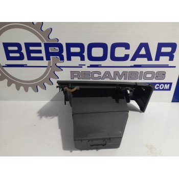 Recambio de guantera para mazda 3 berlina (bk) 1.6 cd diesel cat referencia OEM IAM BP4K64051  