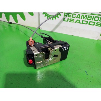 Recambio de cerradura puerta trasera derecha para opel zafira a elegance referencia OEM IAM 90561158  