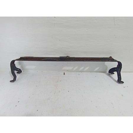 Recambio de travesaño inferior para ford focus berlina (cap) trend referencia OEM IAM 3M5H8A297JJ  