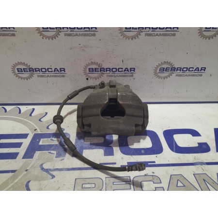 Recambio de pinza de freno delantera derecha para volkswagen t5 bus 1.9 tdi cat (axb) referencia OEM IAM 7H0106B  