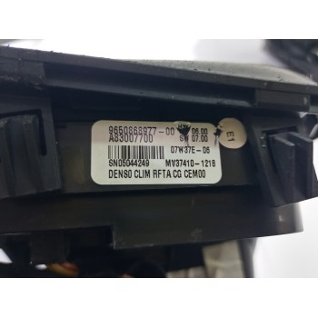 Recambio de rejilla aireadora para citroën c4 grand picasso avatar referencia OEM IAM 9650868977  
