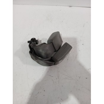 Recambio de enganche cinturon trasero derecho para kia rio i sedán (dc_) 1.3 referencia OEM IAM 0K33A57720C08  