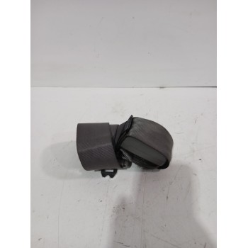 Recambio de enganche cinturon trasero izquierdo para kia rio i sedán (dc_) 1.3 referencia OEM IAM 0K33A57780C08  