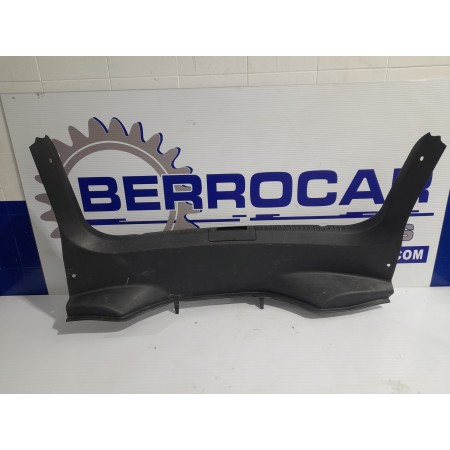 Recambio de guarnecido porton trasero para mazda 3 berlina (bk) 1.6 cd diesel cat referencia OEM IAM BP4K68960  