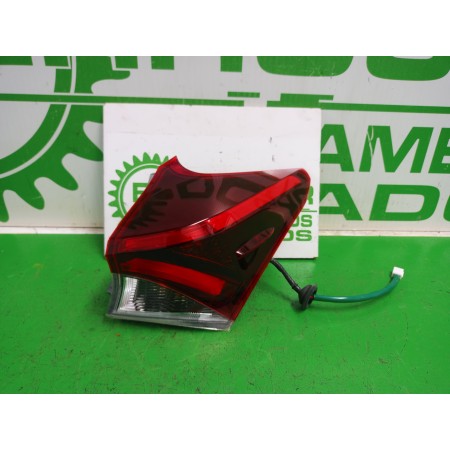 Recambio de piloto trasero derecho para toyota auris touring sports (e18) active referencia OEM IAM E418671 / 8155102A61  