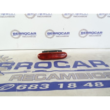 Recambio de luz central de freno para renault clio ii fase ii (b/cb0) 1.2 referencia OEM IAM 7700847733  