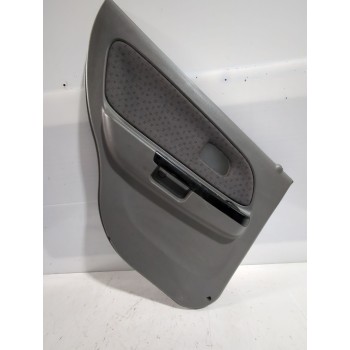 Recambio de guarnecido puerta trasera izquierda para kia rio i sedán (dc_) 1.3 referencia OEM IAM 83301FD010E1  