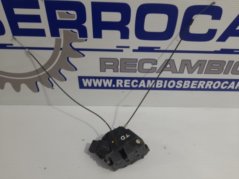 Recambio de cerradura puerta trasera derecha para mazda 3 berlina (bk) 1.6 cd diesel cat referencia OEM IAM 3N6AA26412BP  