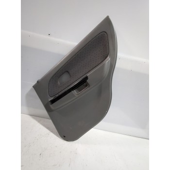 Recambio de guarnecido puerta trasera derecha para kia rio i sedán (dc_) 1.3 referencia OEM IAM 82320FD010  