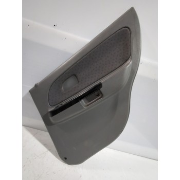 Recambio de guarnecido puerta trasera derecha para kia rio i sedán (dc_) 1.3 referencia OEM IAM 82320FD010  