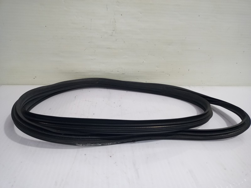 Recambio de goma contorno para citroën c4 grand picasso avatar referencia OEM IAM 9023ZW  