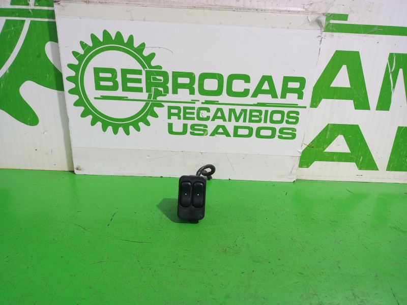 Recambio de mando elevalunas delantero izquierdo para opel zafira a elegance referencia OEM IAM 90561088  
