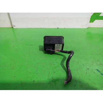 Recambio de mando elevalunas delantero izquierdo para opel zafira a elegance referencia OEM IAM 90561088  